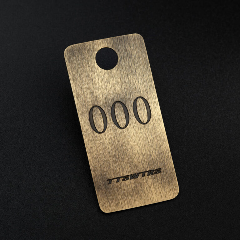 Nameplate TTSWTRS Dark