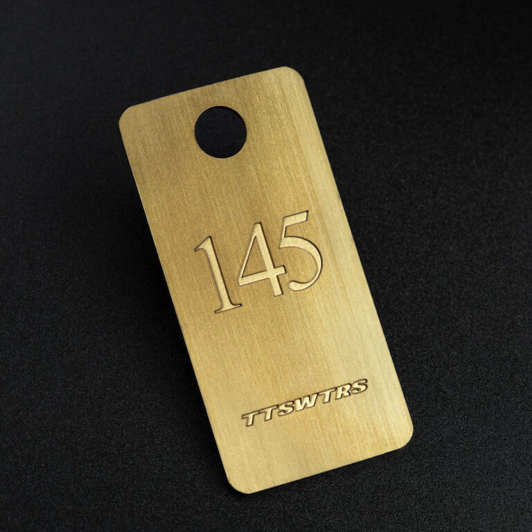 Nameplate TTSWTRS Gold